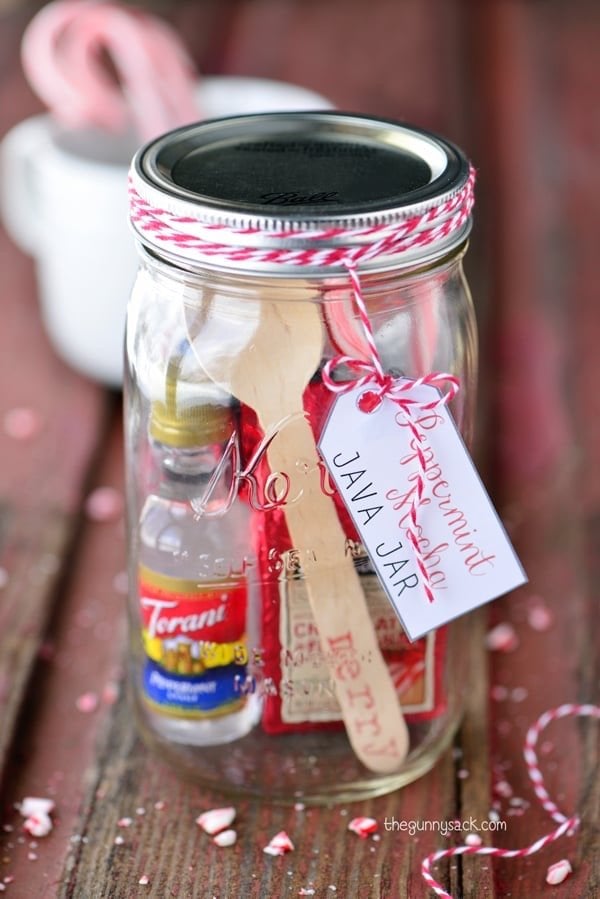 DIY Mason Jar Christmas Gift Ideas: Peppermint Mocha Java Jar