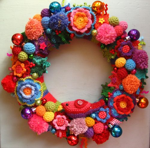 DIY Crochet Christmas Wreath