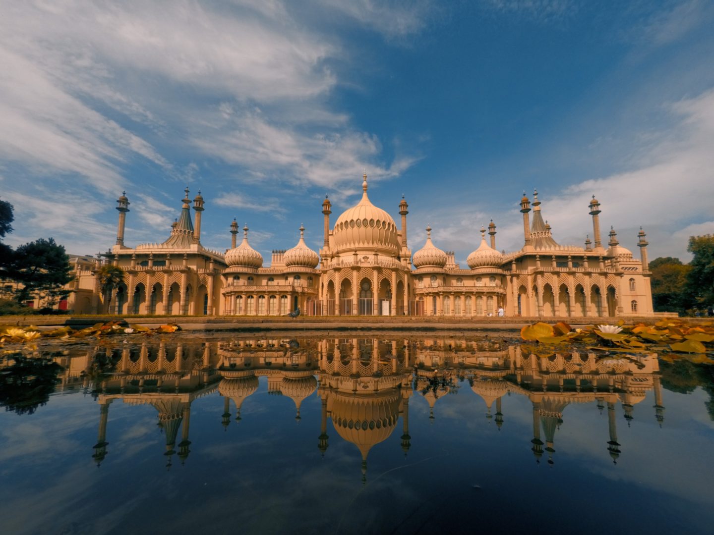 Best Day Trips from London, England: The Royal Pavilion In Brighton