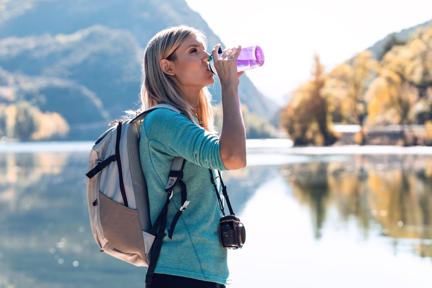 Hiking Solo For Beginners - Tips For Hiking Alone: stay hydrated