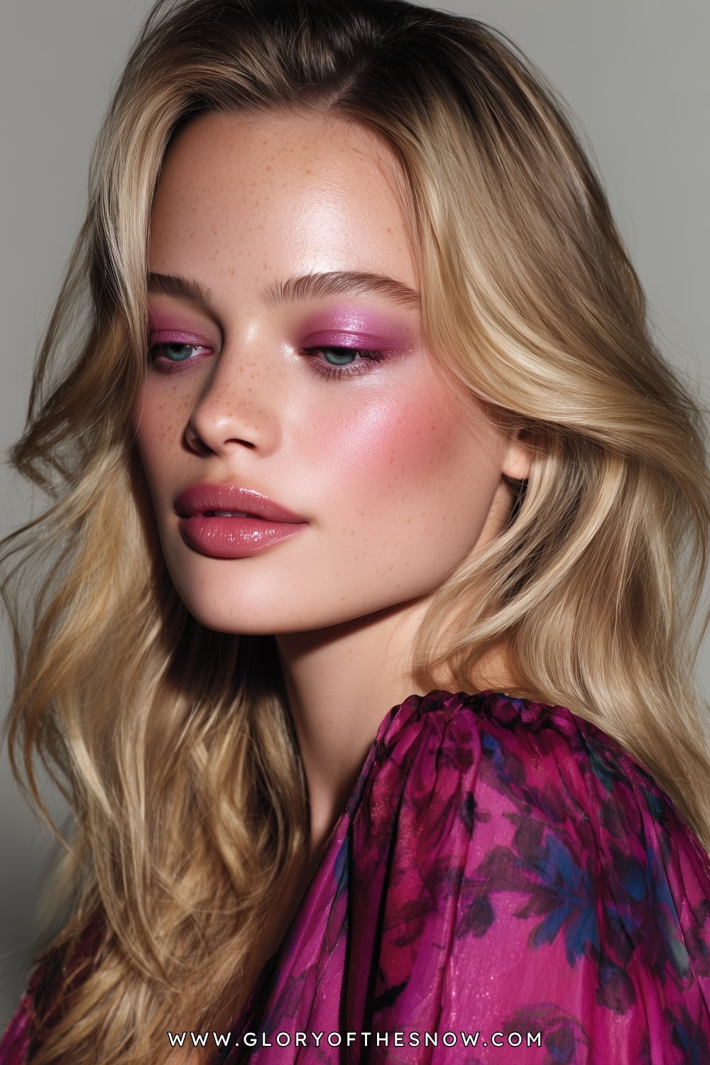 Easy Glam Makeup Looks: Soft Pink Romantic Glow