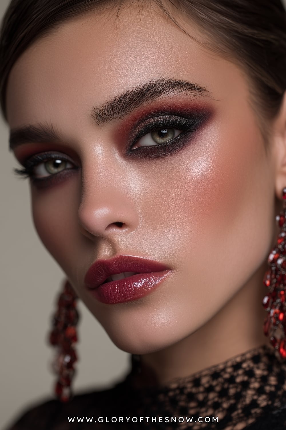 Baddie Makeup Looks: Burgundy Smokey Glam