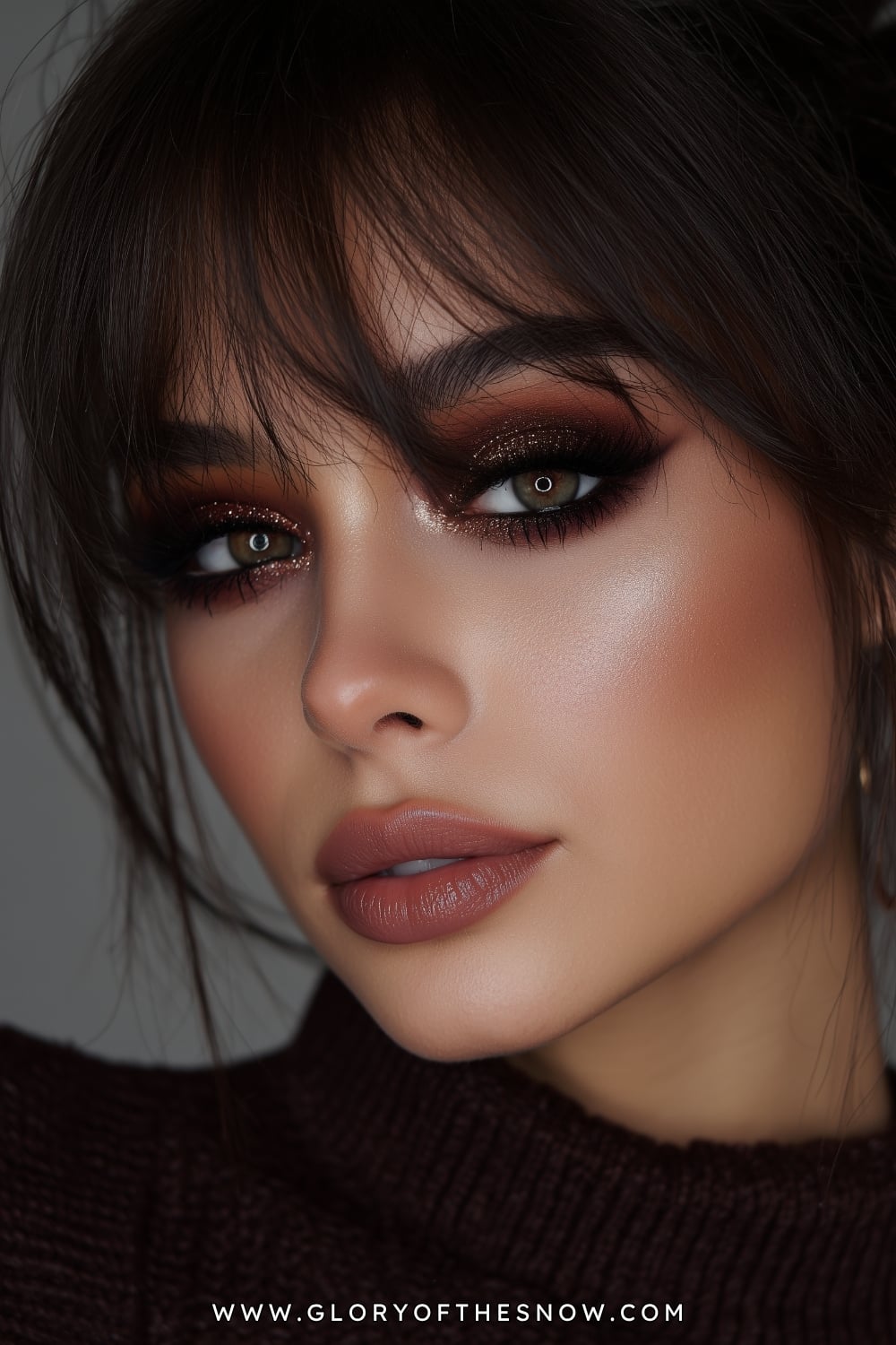 Baddie Makeup Looks: Cinnamon Smokey Eye Makeup